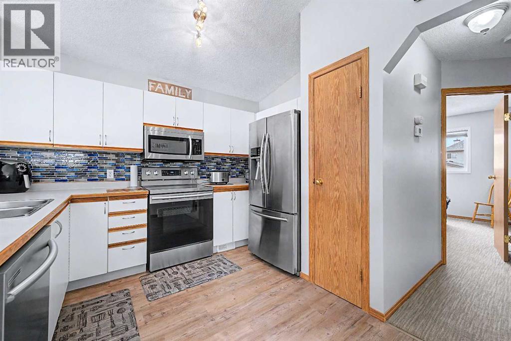 49 Martin Crossing Way NE, Calgary, Alberta  T3J 3V2 - Photo 11 - A2305840