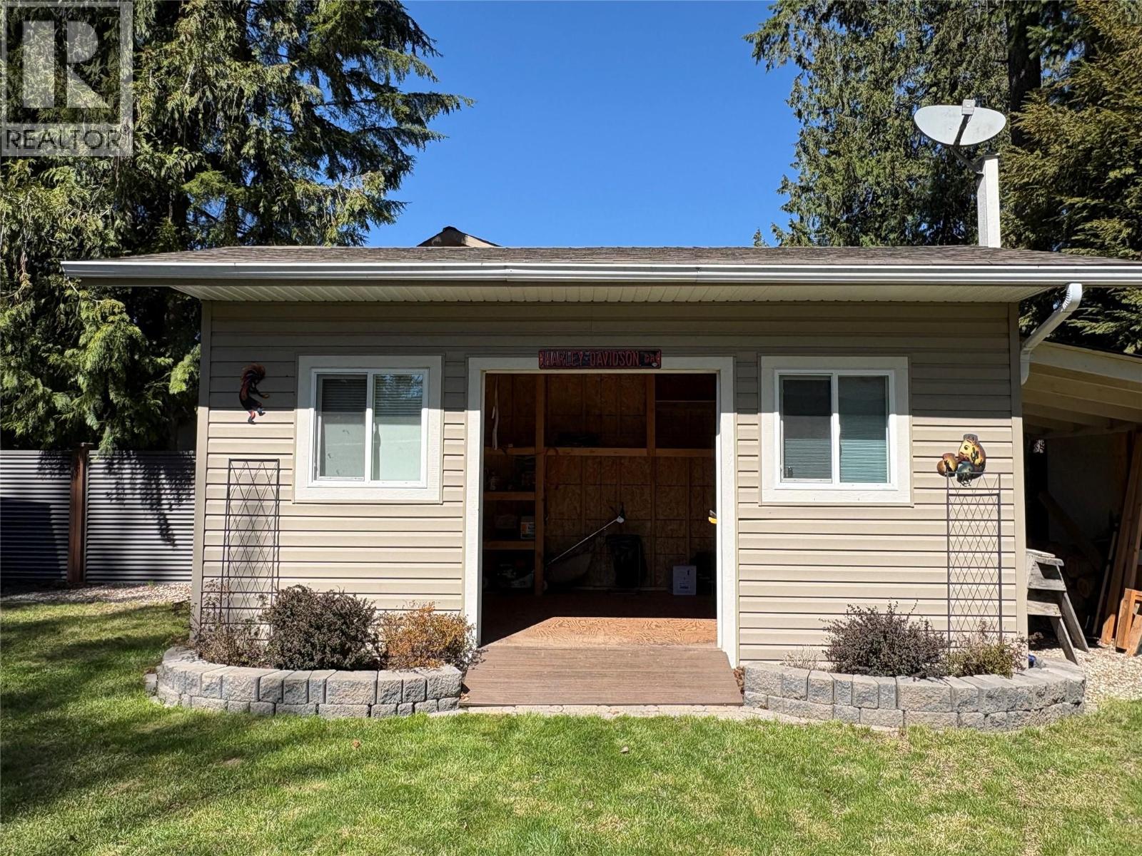 705 Shuswap Avenue, Sicamous, British Columbia  V0E 2V0 - Photo 43 - 10384772