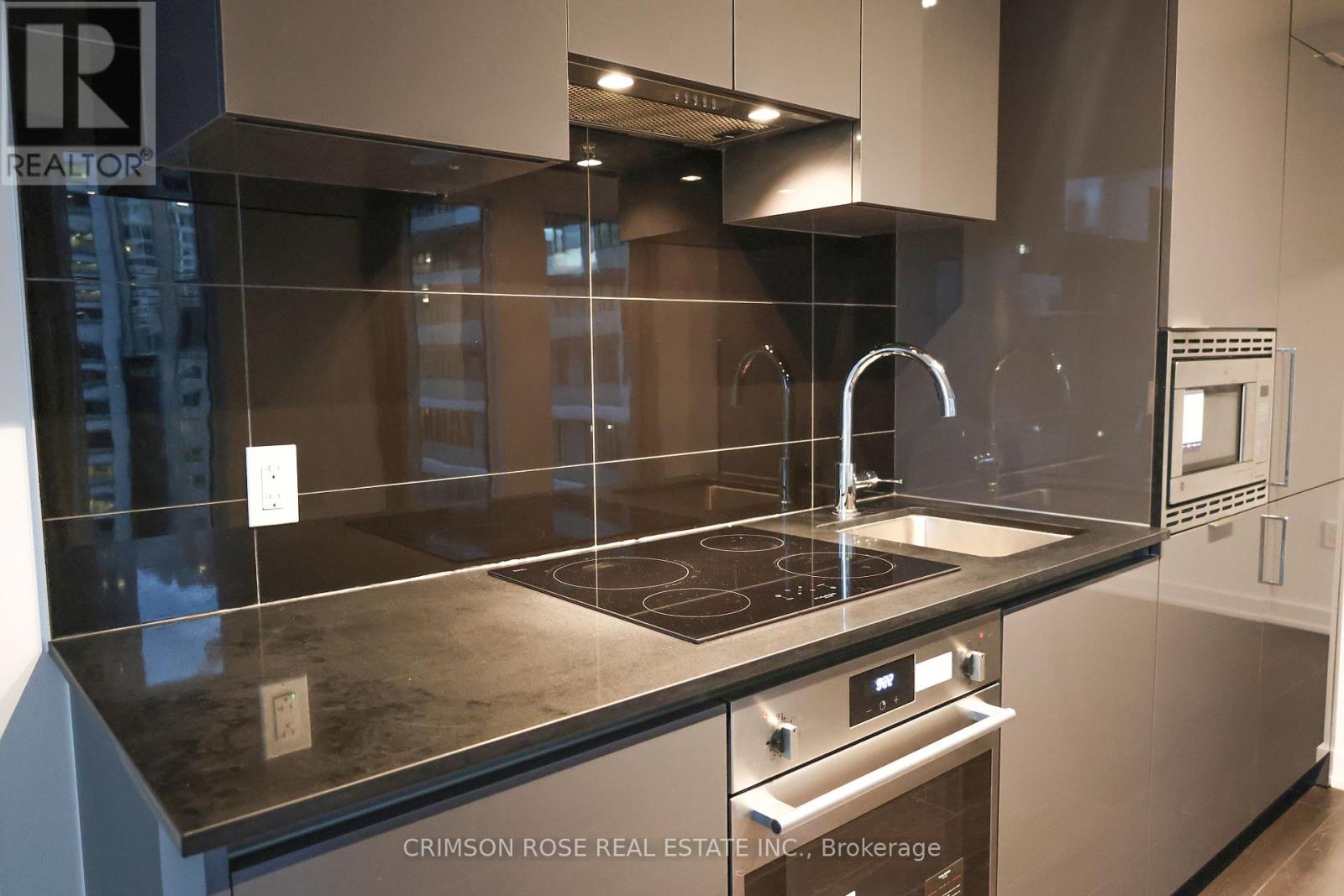 904 - 238 Simcoe Street, Toronto, Ontario  M5T 0E2 - Photo 7 - C13063550