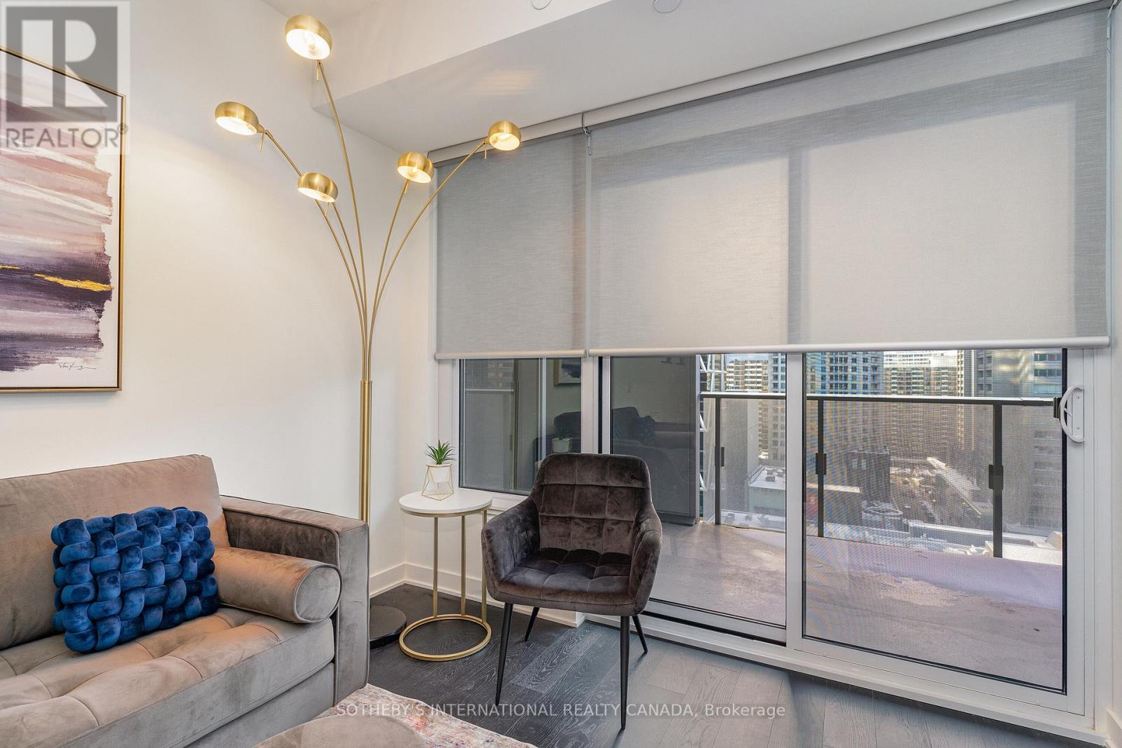 1111 - 11 Yorkville Avenue, Toronto, Ontario  M4W 0B7 - Photo 3 - C13063570