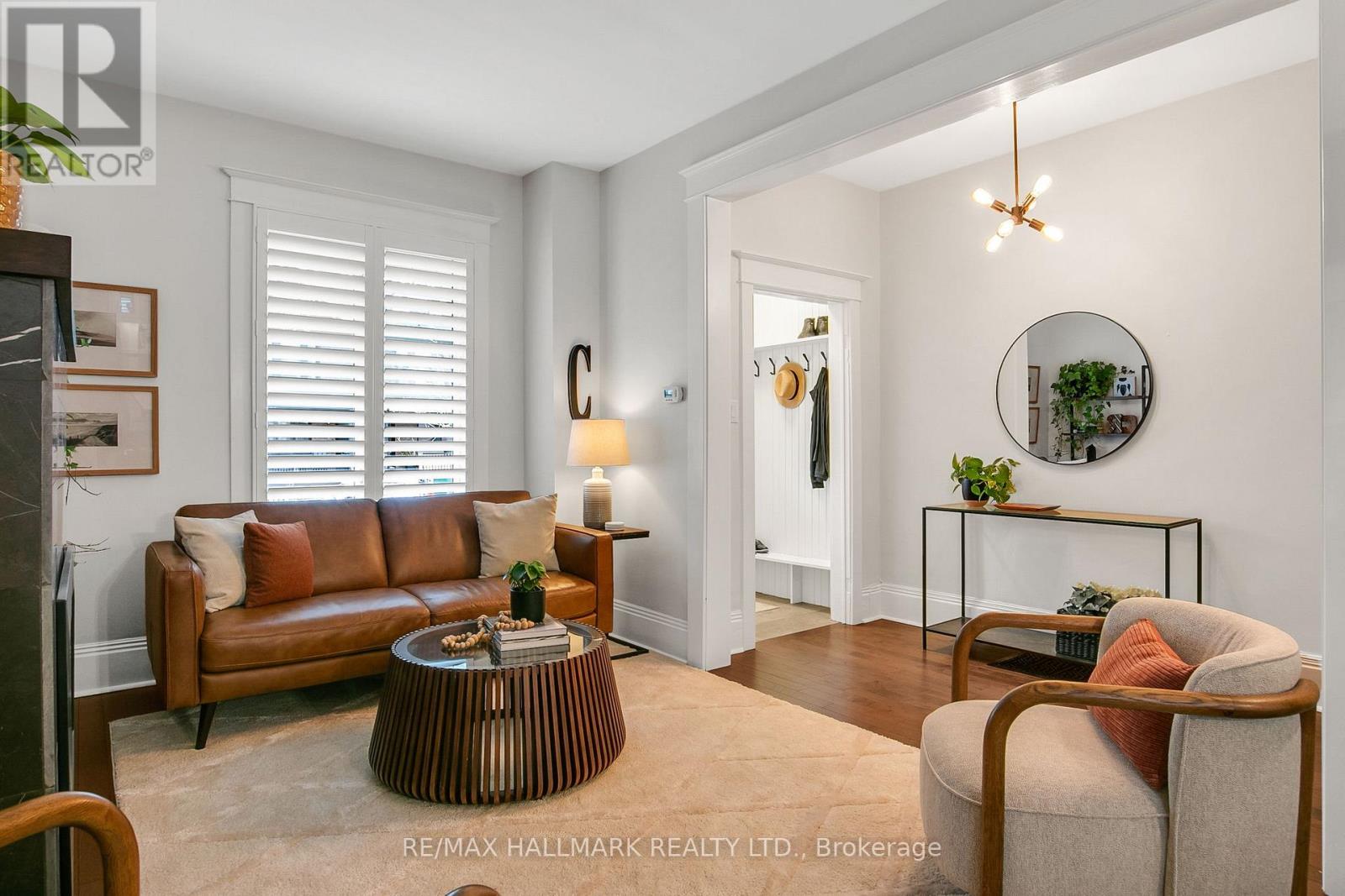 133 Langford Avenue, Toronto, Ontario  M4J 3E5 - Photo 4 - E13063388