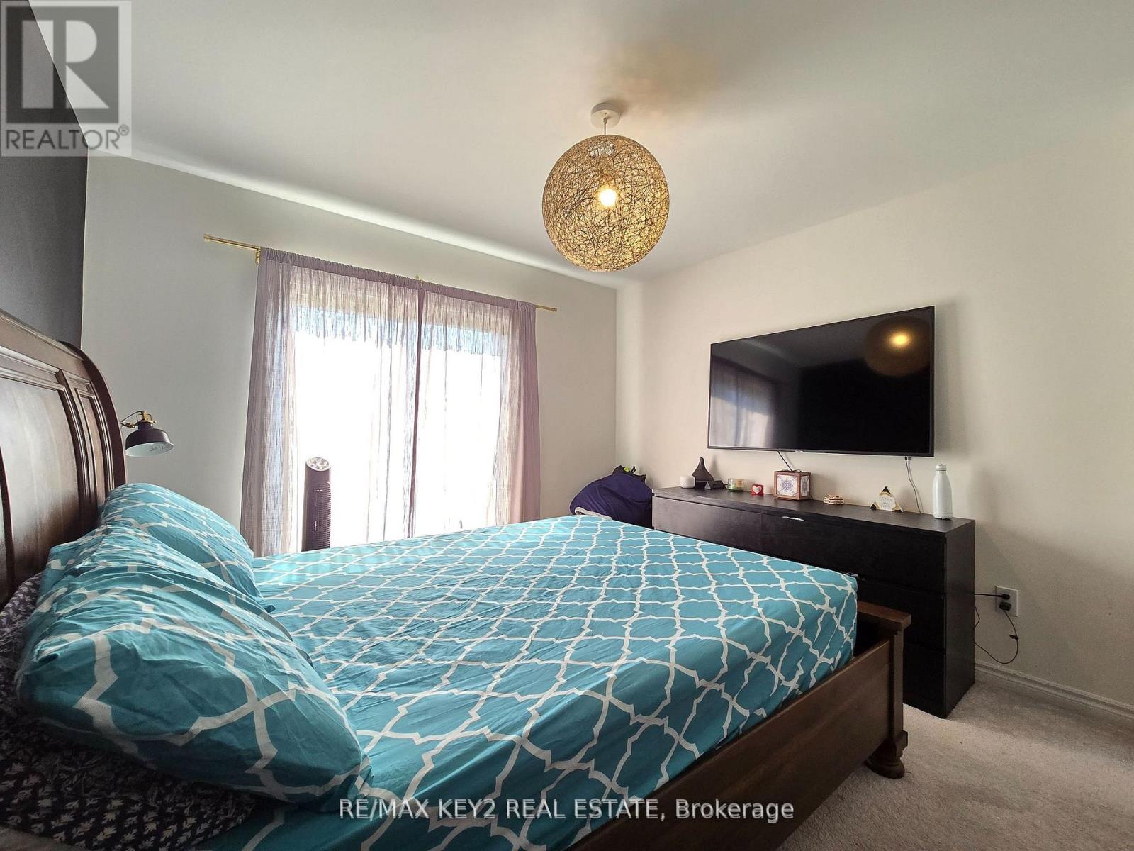 2617 Garrison Crossing, Pickering, Ontario  L1X 0E5 - Photo 10 - E13063446