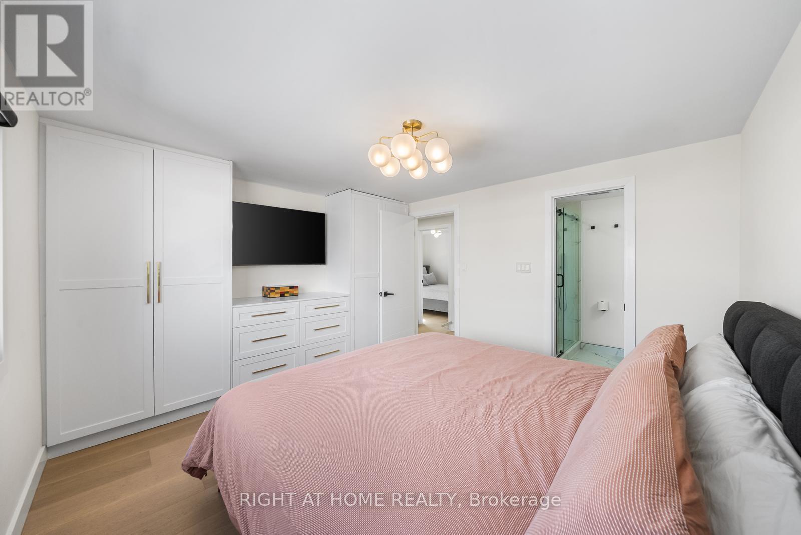 9 Thistlewaite Crescent, Toronto, Ontario  M1S 3Y8 - Photo 13 - E13063520