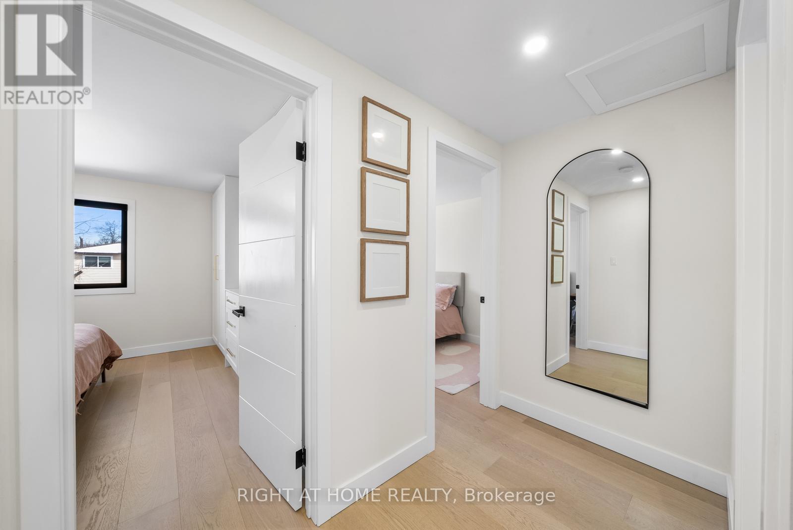 9 Thistlewaite Crescent, Toronto, Ontario  M1S 3Y8 - Photo 20 - E13063520