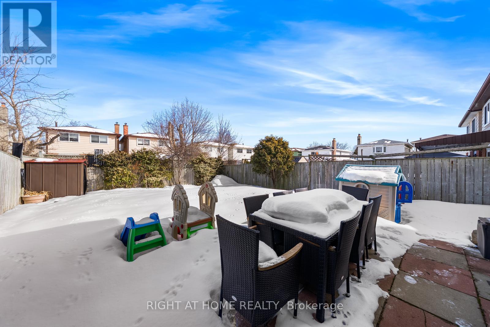9 Thistlewaite Crescent, Toronto, Ontario  M1S 3Y8 - Photo 28 - E13063520