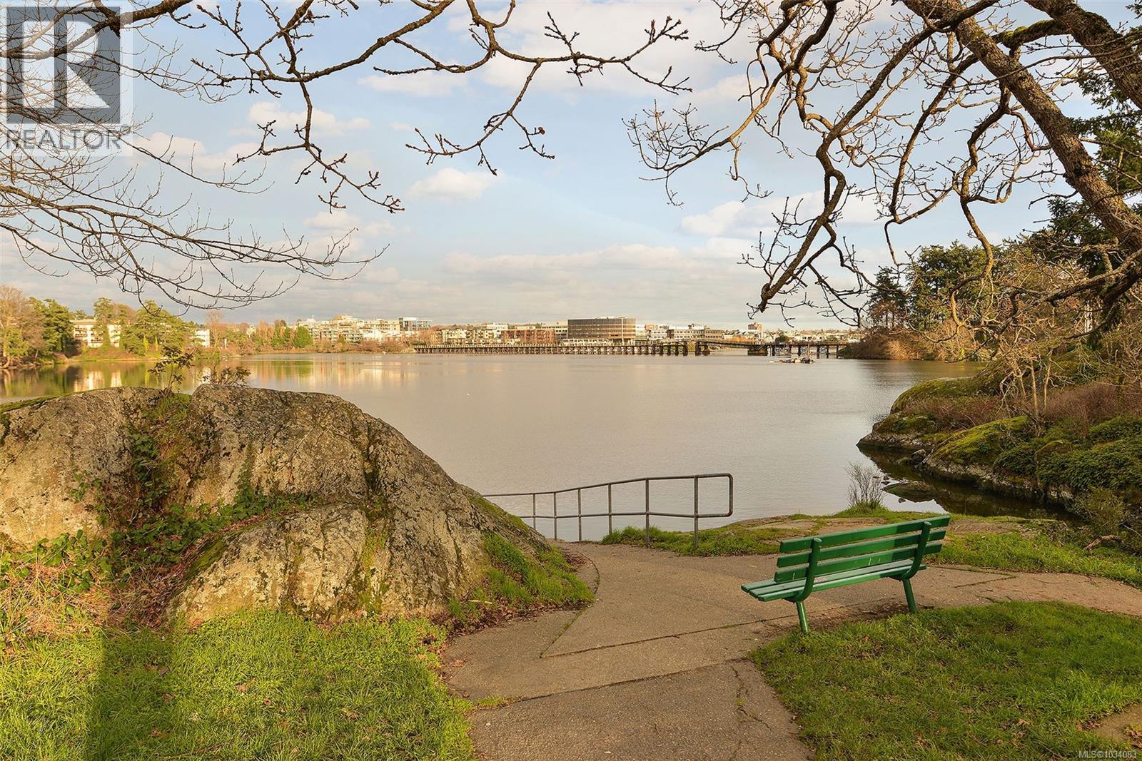 208 955 Dingley Dell, Esquimalt, British Columbia  V9A 5R6 - Photo 27 - 1034083