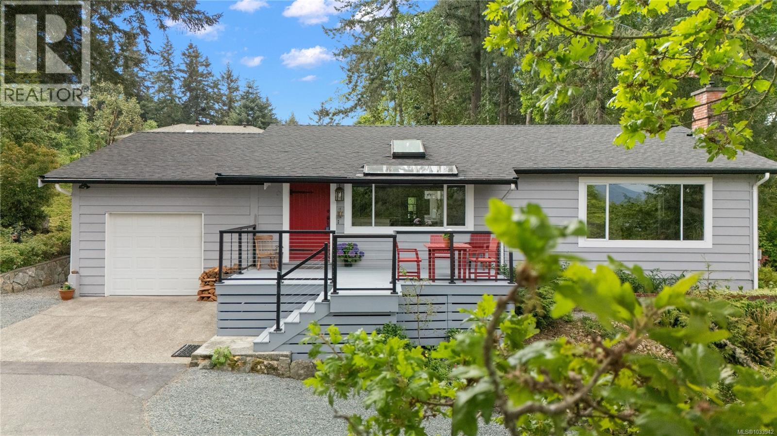 10851 Deep Cove Rd, North Saanich, British Columbia