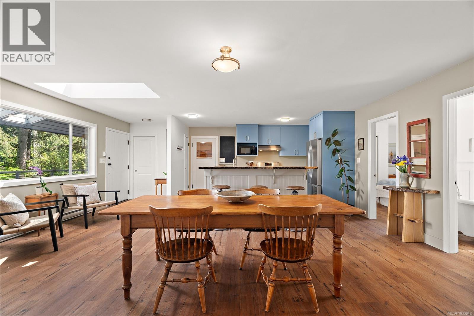 10851 Deep Cove Rd, North Saanich, British Columbia  V8L 5M5 - Photo 18 - 1033942