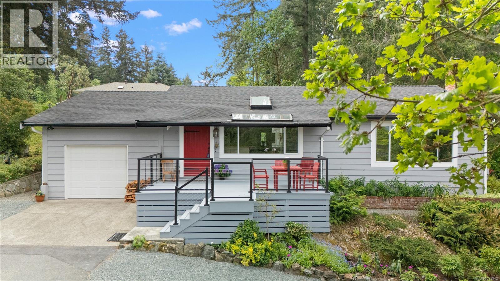 10851 Deep Cove Rd, North Saanich, British Columbia  V8L 5M5 - Photo 31 - 1033942