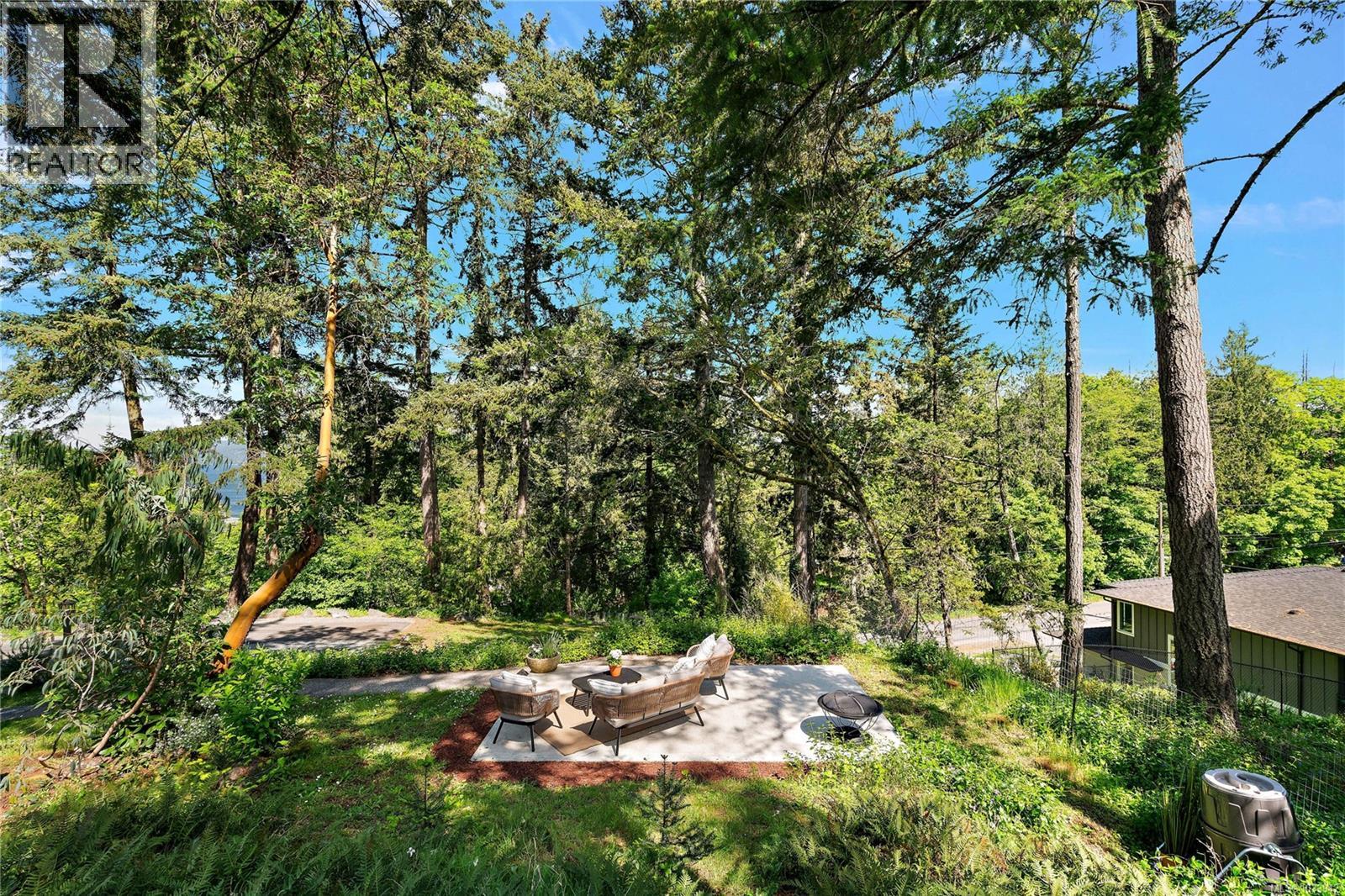 10851 Deep Cove Rd, North Saanich, British Columbia  V8L 5M5 - Photo 33 - 1033942