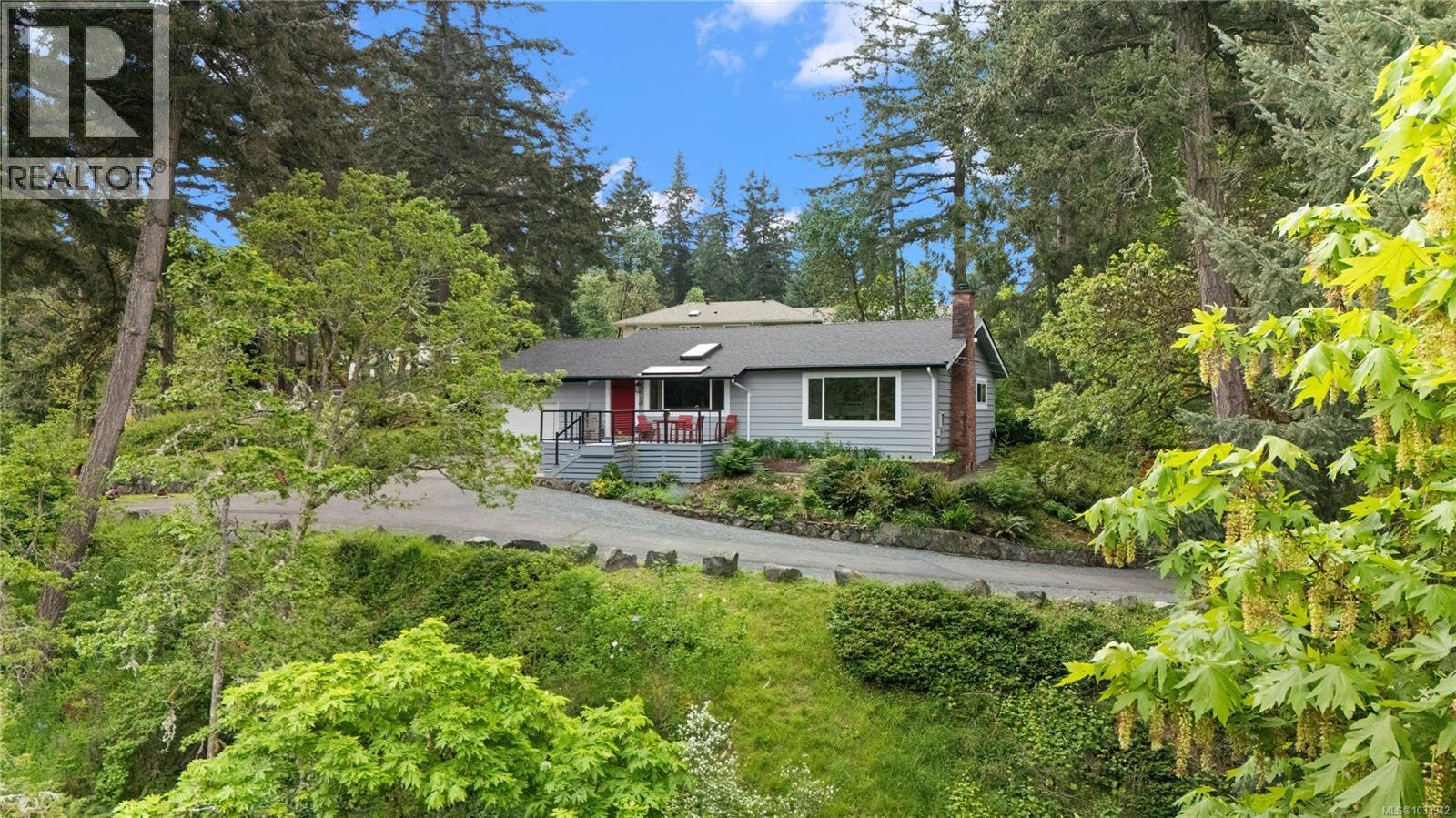 10851 Deep Cove Rd, North Saanich, British Columbia  V8L 5M5 - Photo 37 - 1033942