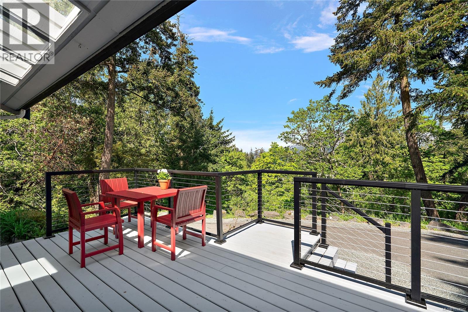 10851 Deep Cove Rd, North Saanich, British Columbia  V8L 5M5 - Photo 7 - 1033942