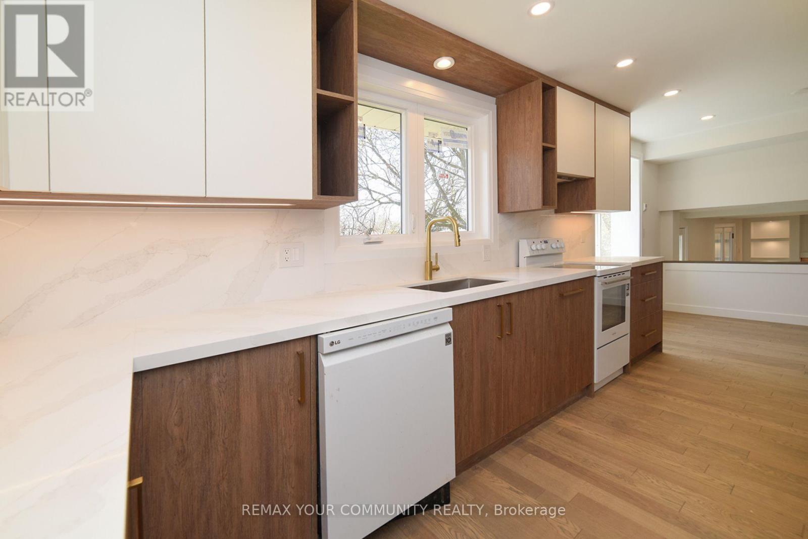 29 Colonsay Road, Markham, Ontario  L3T 3E9 - Photo 13 - N13063492
