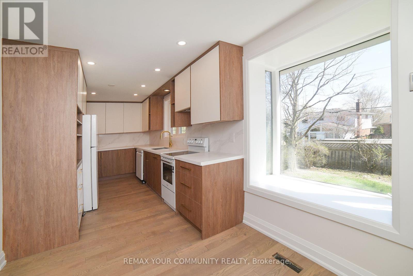 29 Colonsay Road, Markham, Ontario  L3T 3E9 - Photo 15 - N13063492