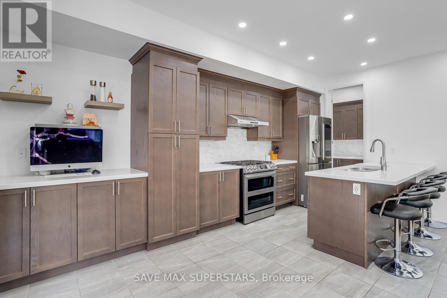 159 Franklin Trail, Barrie, Ontario  L9J 0J1 - Photo 8 - S13063528