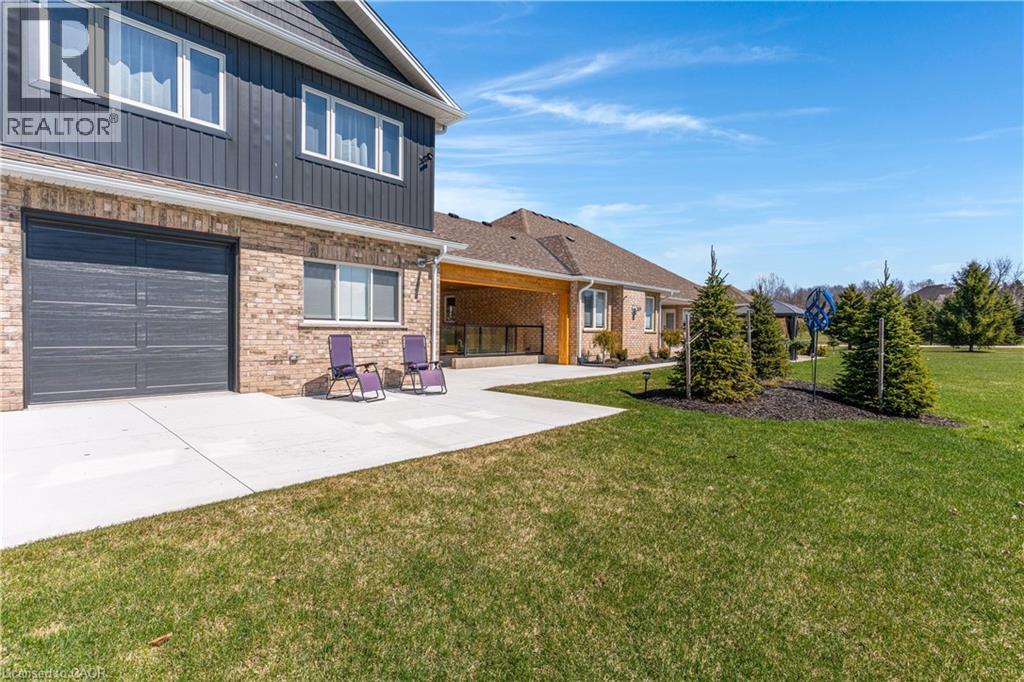 2 Cloverlea Crescent, St. George, Ontario  N0E 1N0 - Photo 49 - 40825778