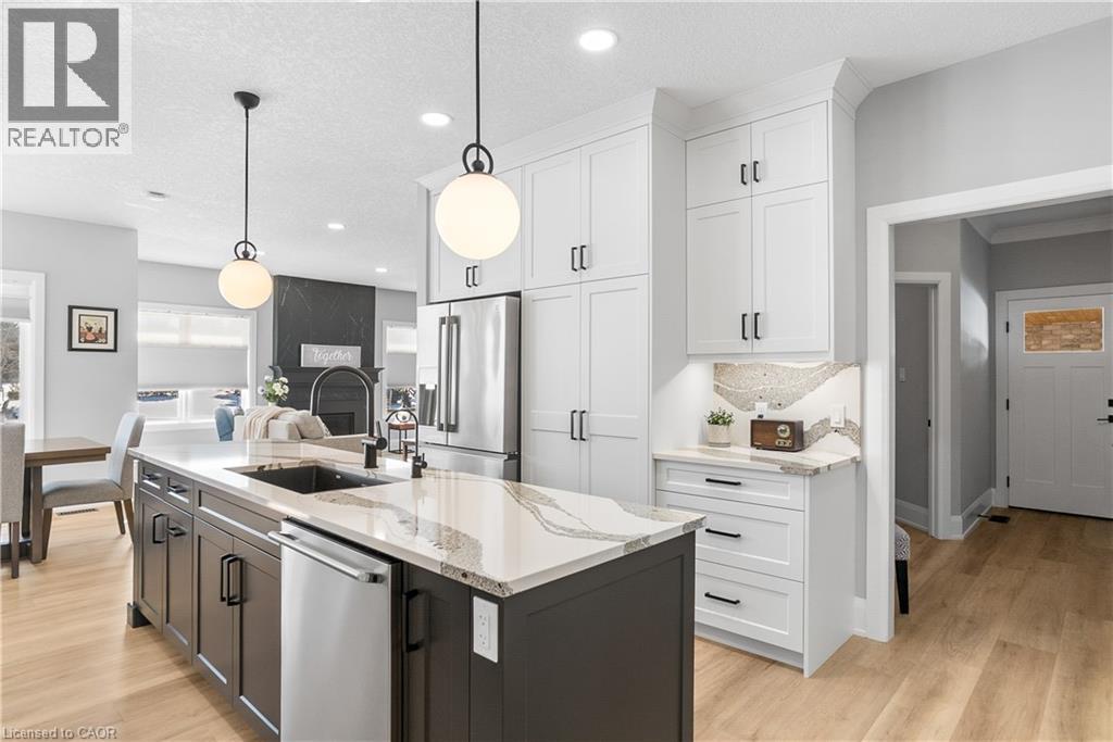 2 Cloverlea Crescent, St. George, Ontario  N0E 1N0 - Photo 9 - 40825778