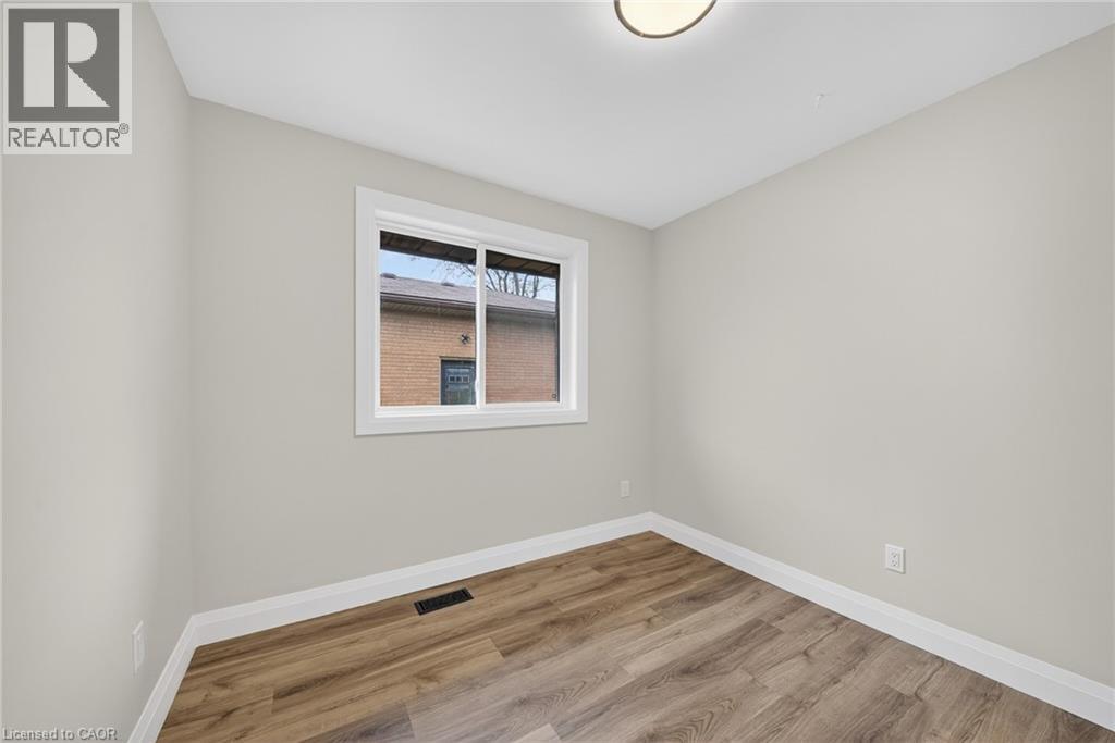 201 Ridge Street, Hamilton, Ontario  L9A 2X6 - Photo 13 - 40824915