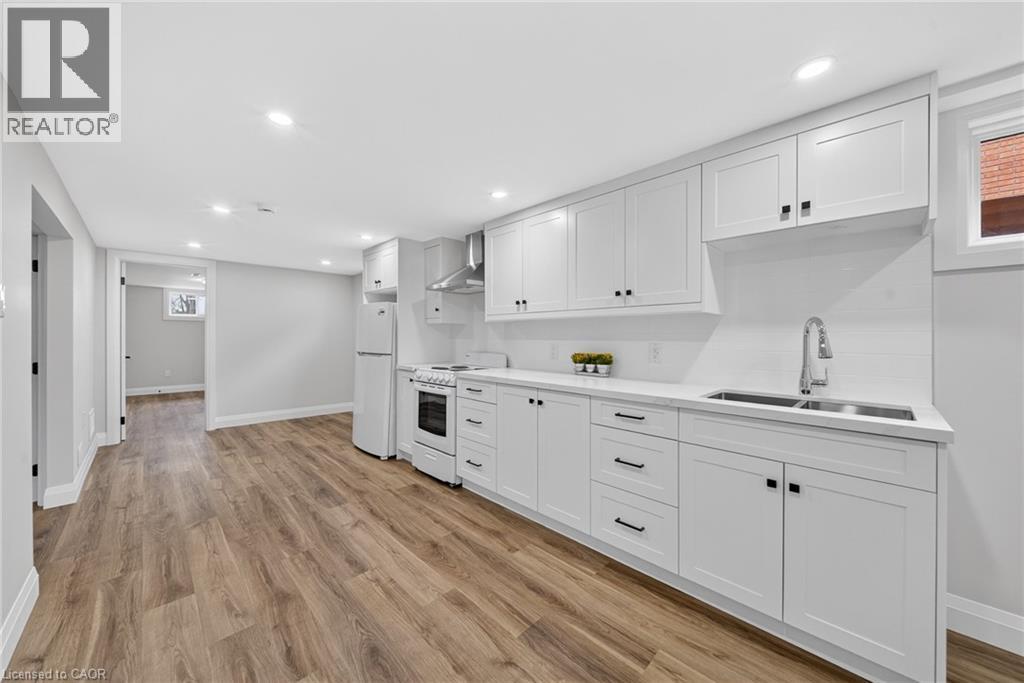 201 Ridge Street, Hamilton, Ontario  L9A 2X6 - Photo 22 - 40824915