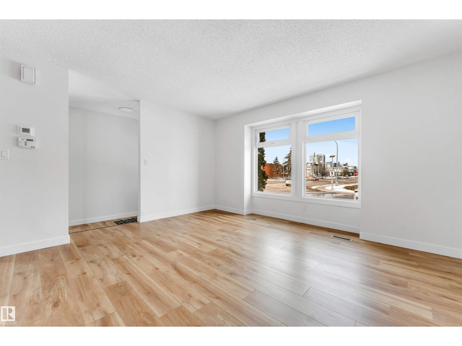 10865 21 Ave Nw, Edmonton, Alberta  T5J 5S1 - Photo 6 - E4484881