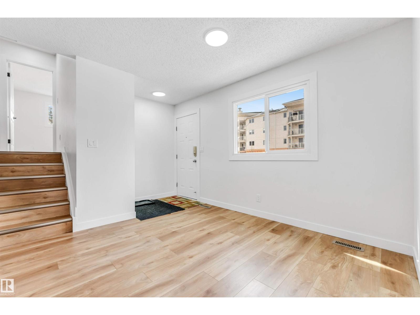 10865 21 Ave Nw, Edmonton, Alberta  T5J 5S1 - Photo 9 - E4484881