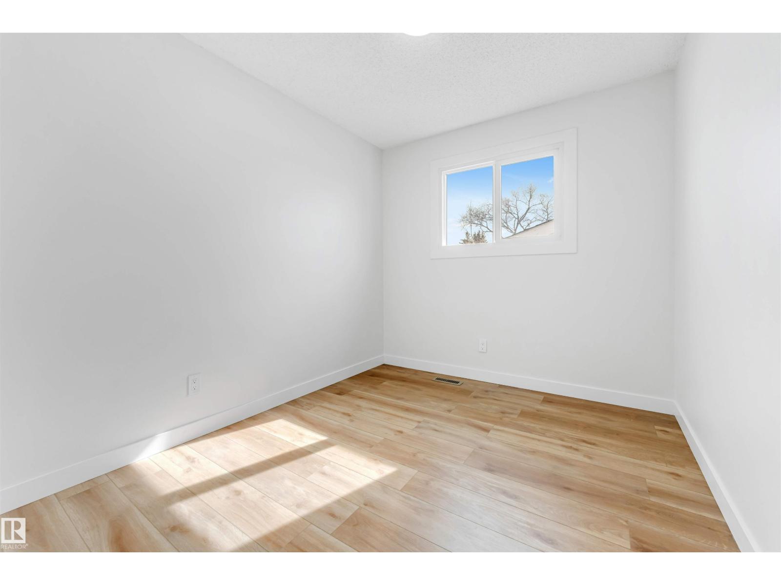 10865 21 Ave Nw, Edmonton, Alberta  T5J 5S1 - Photo 18 - E4484881