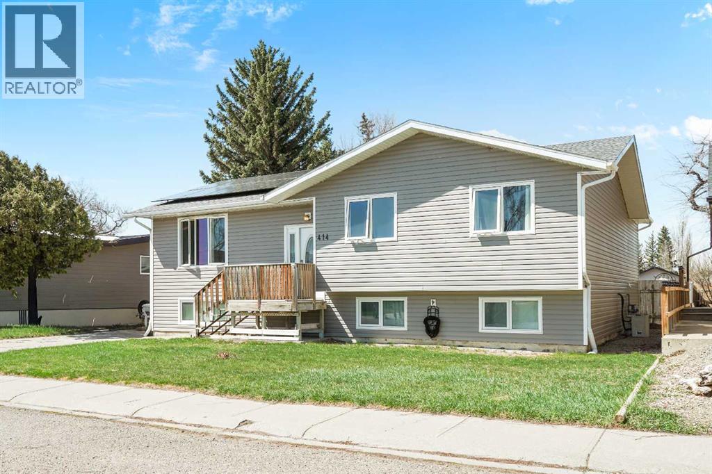 414 7 Street N, Picture Butte, Alberta  T0K 1V0 - Photo 2 - A2305992