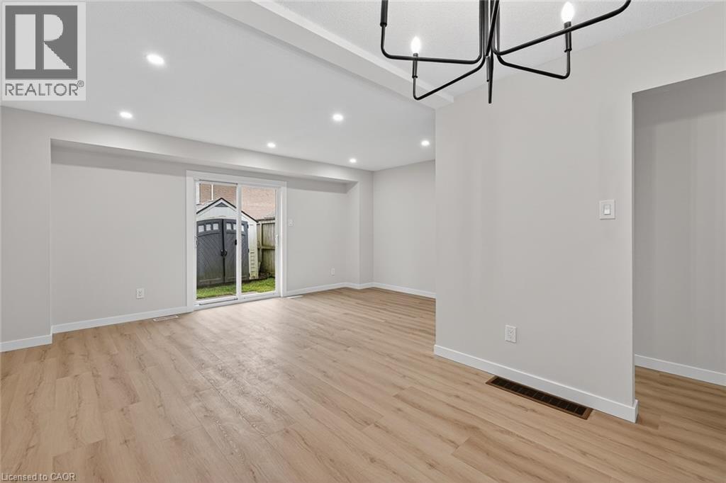 1040 Canfield Crescent Unit# 3, Woodstock, Ontario  N4S 8P3 - Photo 12 - 40824901