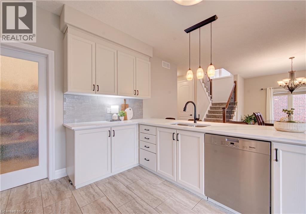 31 Freure Drive, Cambridge, Ontario  N1S 0A2 - Photo 8 - 40824949