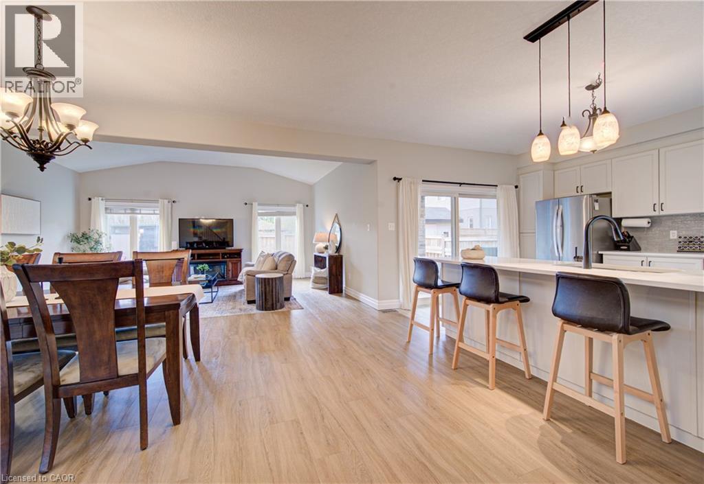 31 Freure Drive, Cambridge, Ontario  N1S 0A2 - Photo 5 - 40824949