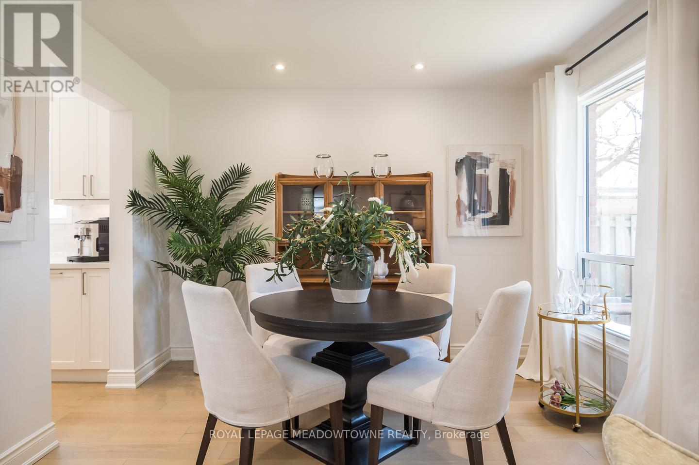 517 Beaver Court, Milton, Ontario  L9T 4A7 - Photo 9 - W13063404