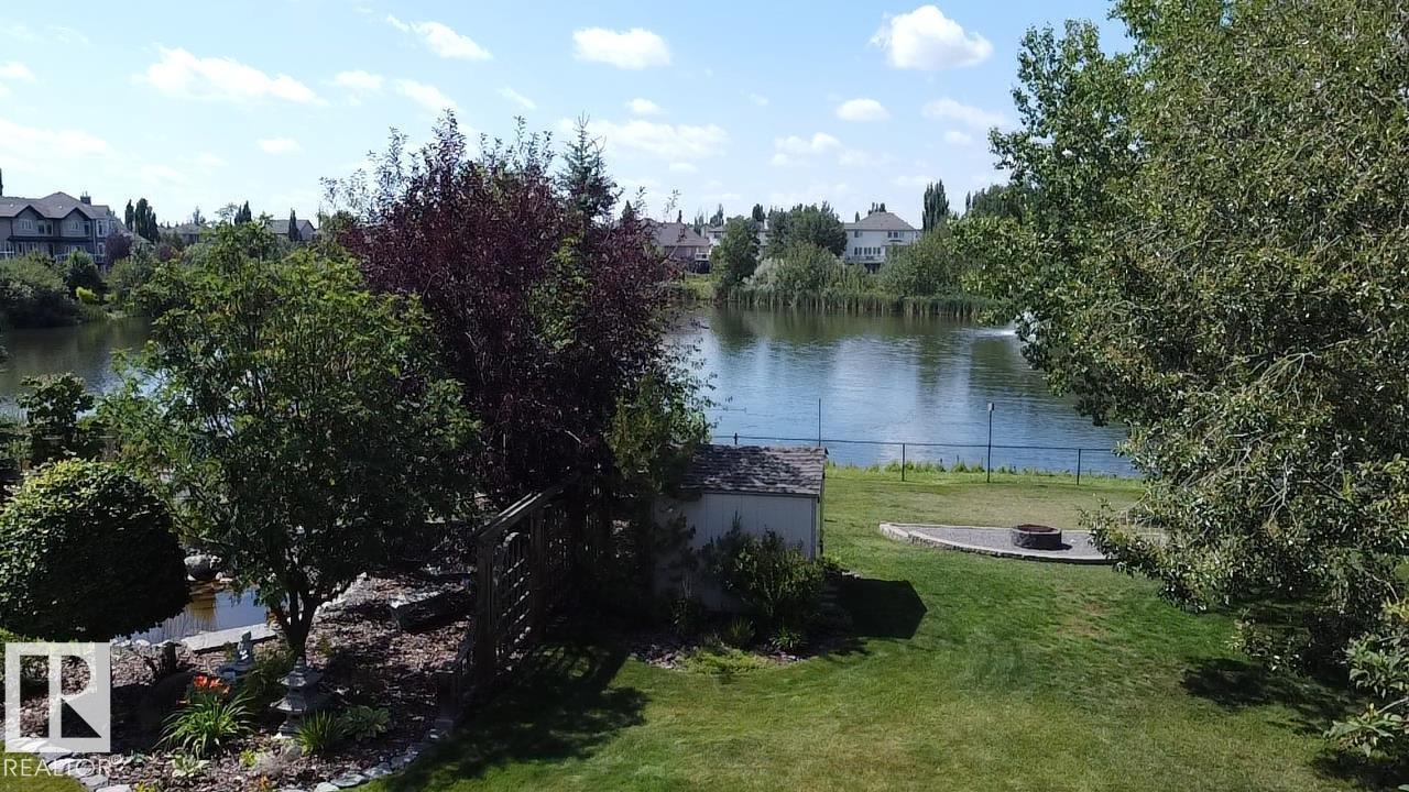 1668 Glastonbury Bv Nw, Edmonton, Alberta  T5T 6P3 - Photo 3 - E4484887
