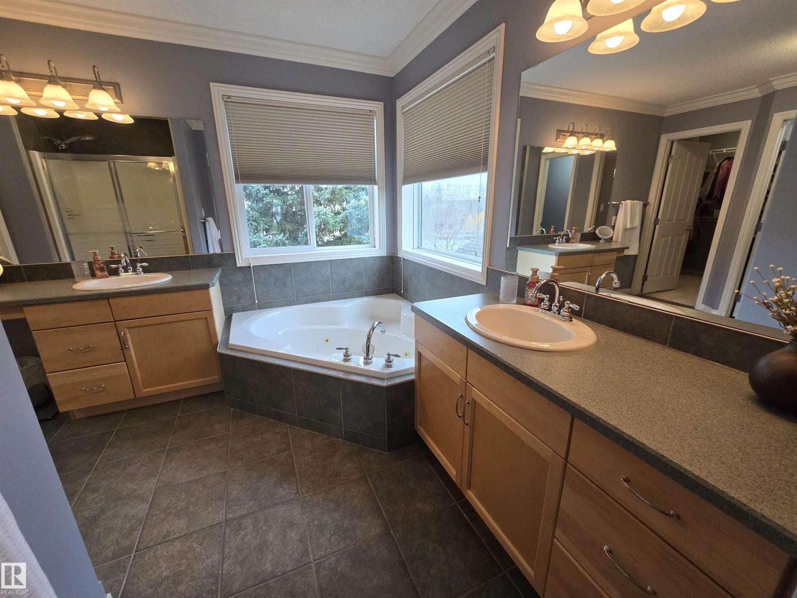 1668 Glastonbury Bv Nw, Edmonton, Alberta  T5T 6P3 - Photo 49 - E4484887