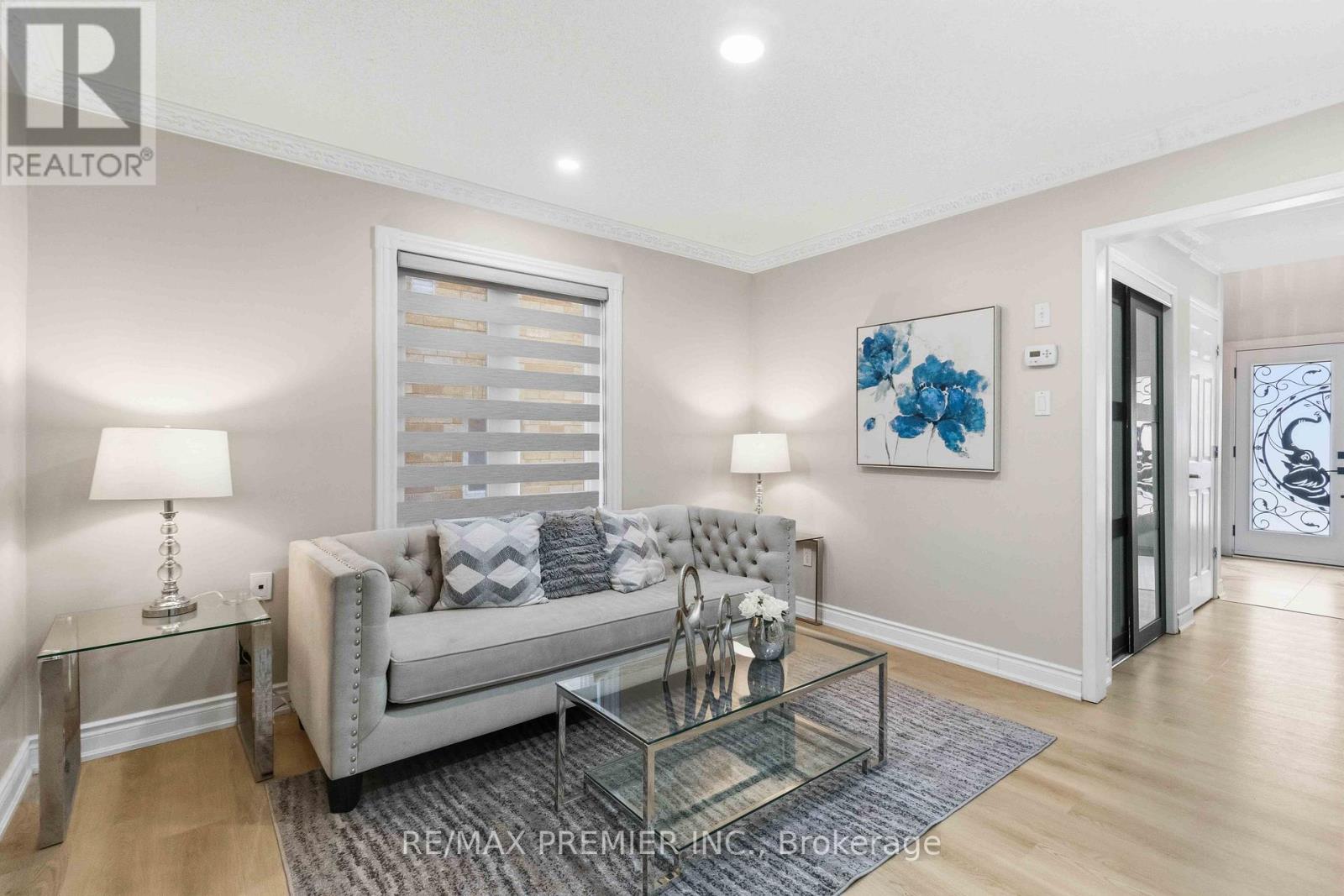 18 Salonica Road, Brampton, Ontario  L7A 3K9 - Photo 8 - W13063526