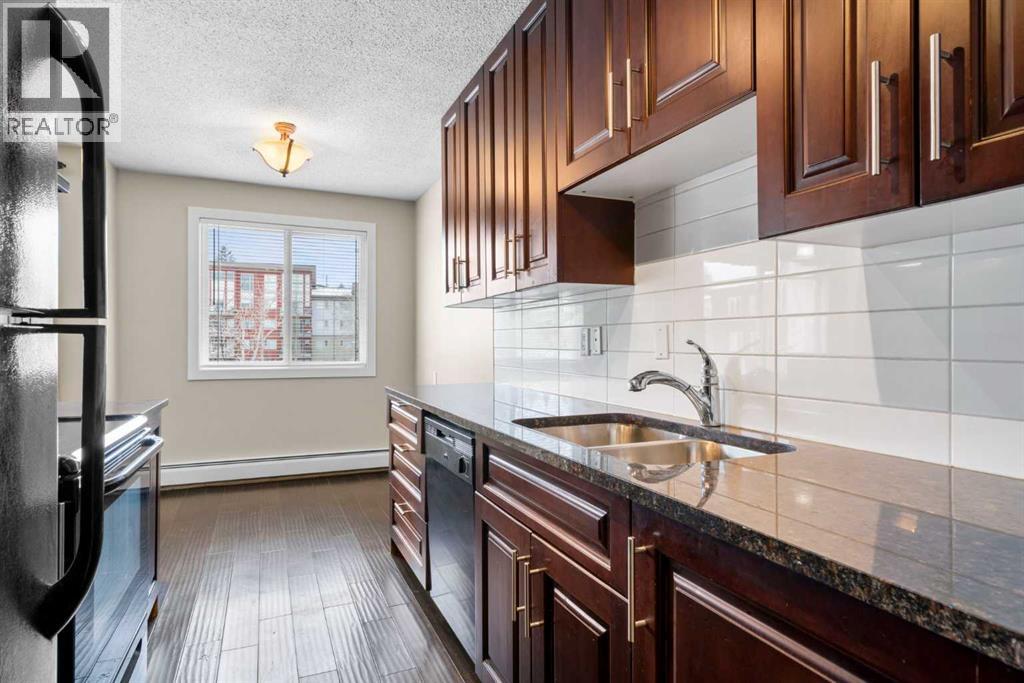 301, 4455a Greenview Drive NE, Calgary, Alberta  T2E 6M1 - Photo 3 - A2297602