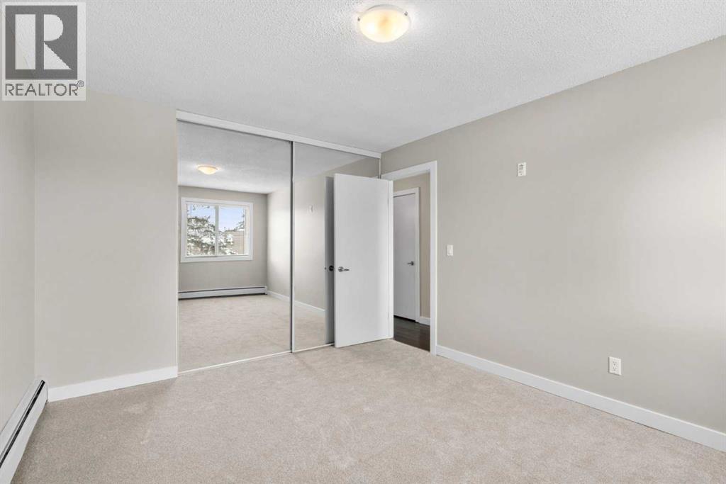 301, 4455a Greenview Drive NE, Calgary, Alberta  T2E 6M1 - Photo 10 - A2297602