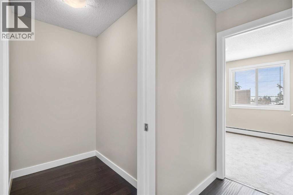 301, 4455a Greenview Drive NE, Calgary, Alberta  T2E 6M1 - Photo 13 - A2297602