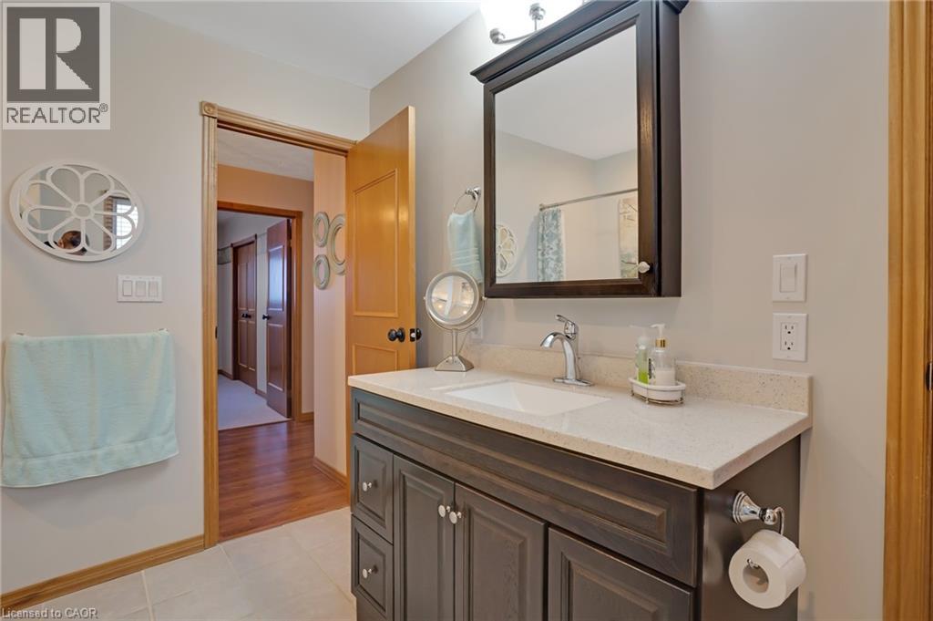 35 Southview Crescent, Cambridge, Ontario  N1P 1A3 - Photo 31 - 40825732