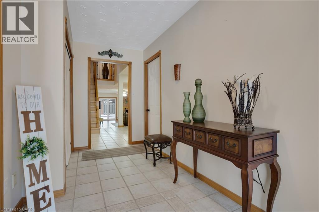 35 Southview Crescent, Cambridge, Ontario  N1P 1A3 - Photo 6 - 40825732