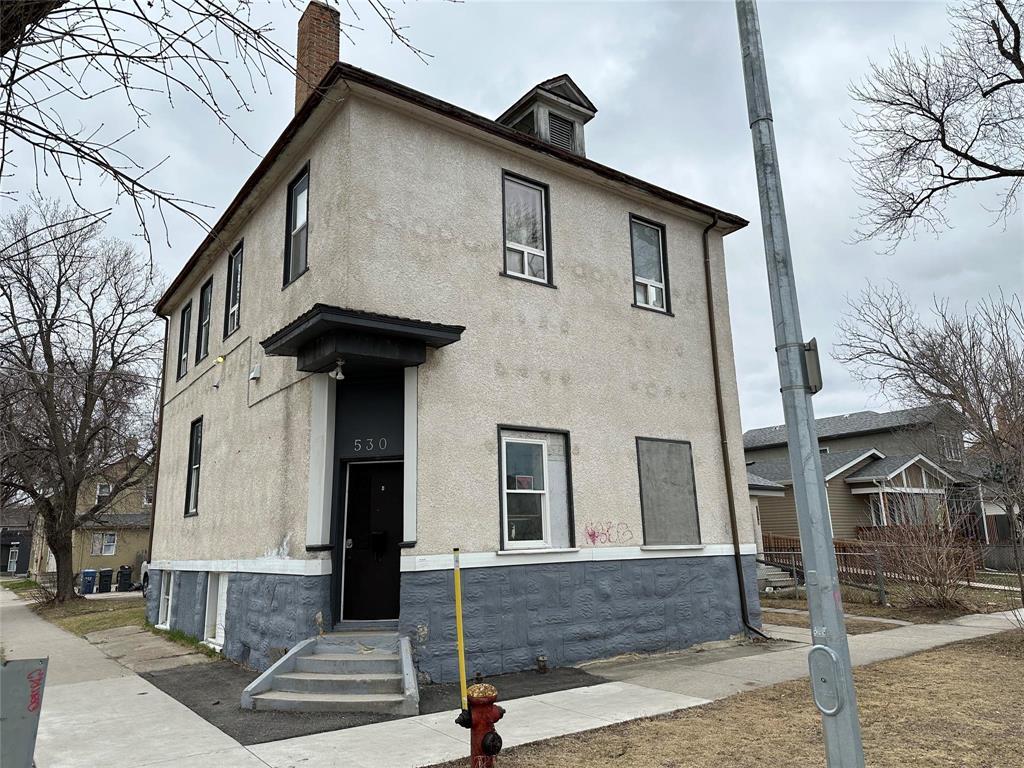 530 College Avenue, Winnipeg, Manitoba