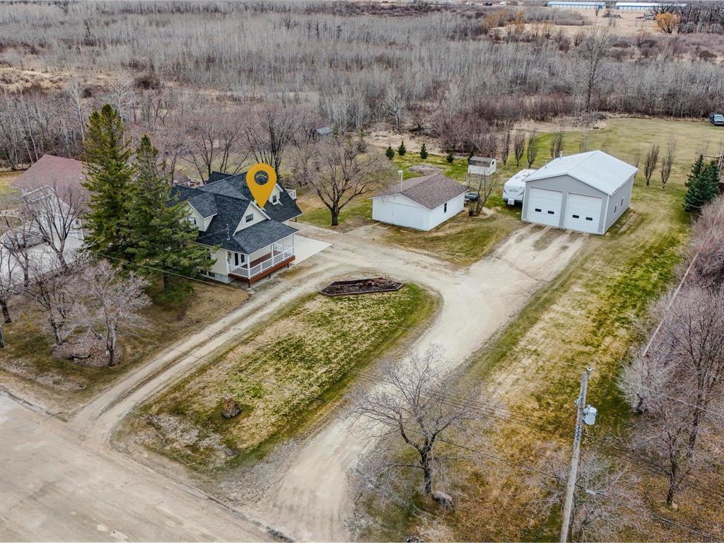 424 Rockwood Street, Steinbach, Manitoba  R5G 1Z9 - Photo 2 - 202608817
