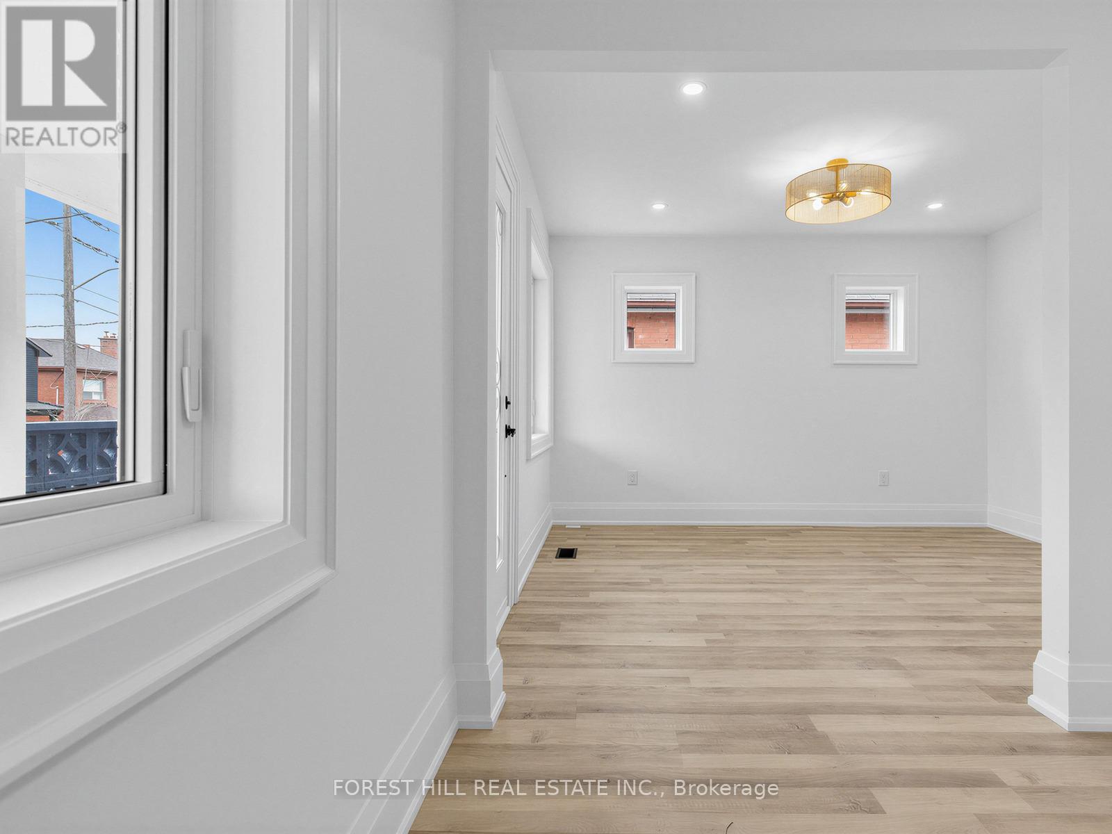 Main - 43 Belvidere Avenue, Toronto, Ontario  M6C 1P7 - Photo 12 - C13062914