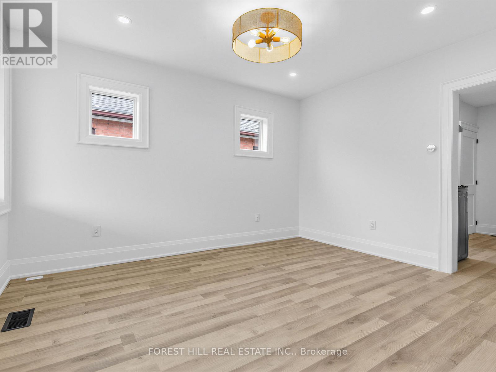 Main - 43 Belvidere Avenue, Toronto, Ontario  M6C 1P7 - Photo 7 - C13062914