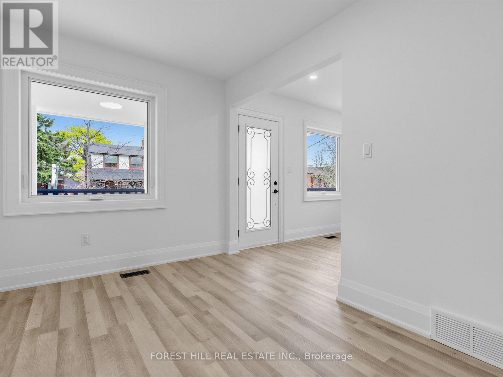 Main - 43 Belvidere Avenue, Toronto, Ontario  M6C 1P7 - Photo 10 - C13062914