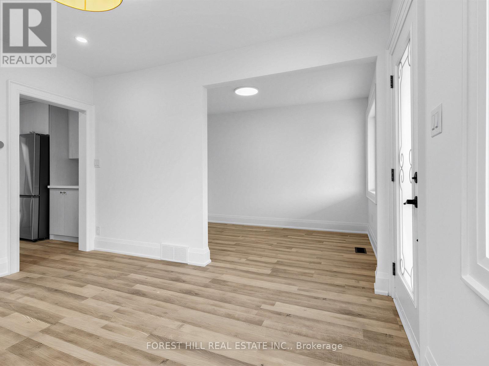 Main - 43 Belvidere Avenue, Toronto, Ontario  M6C 1P7 - Photo 8 - C13062914