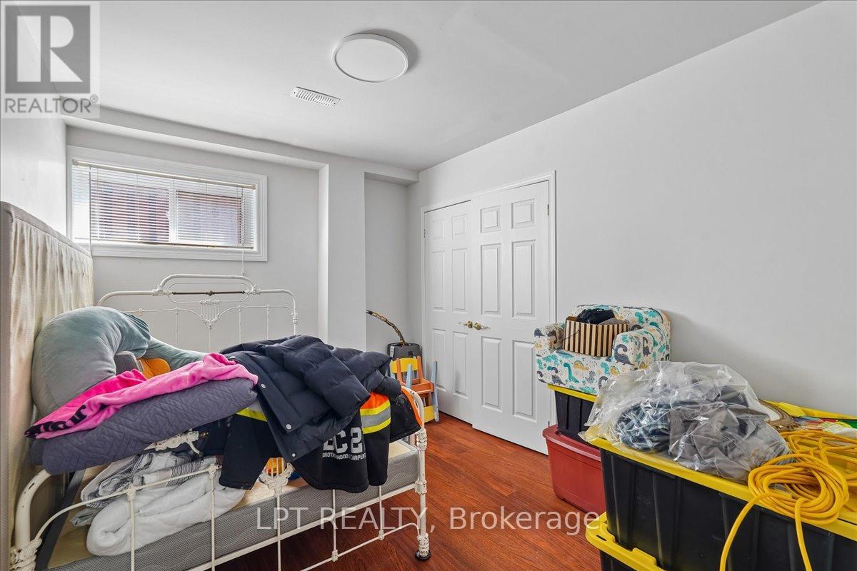 19 Terrastone Court, Caledon, Ontario  L7E 2H1 - Photo 10 - W12599184