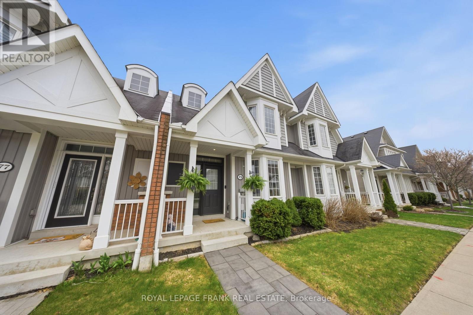 39 - 75 Vallance Way, Whitby, Ontario  L1M 0J9 - Photo 2 - E13063596