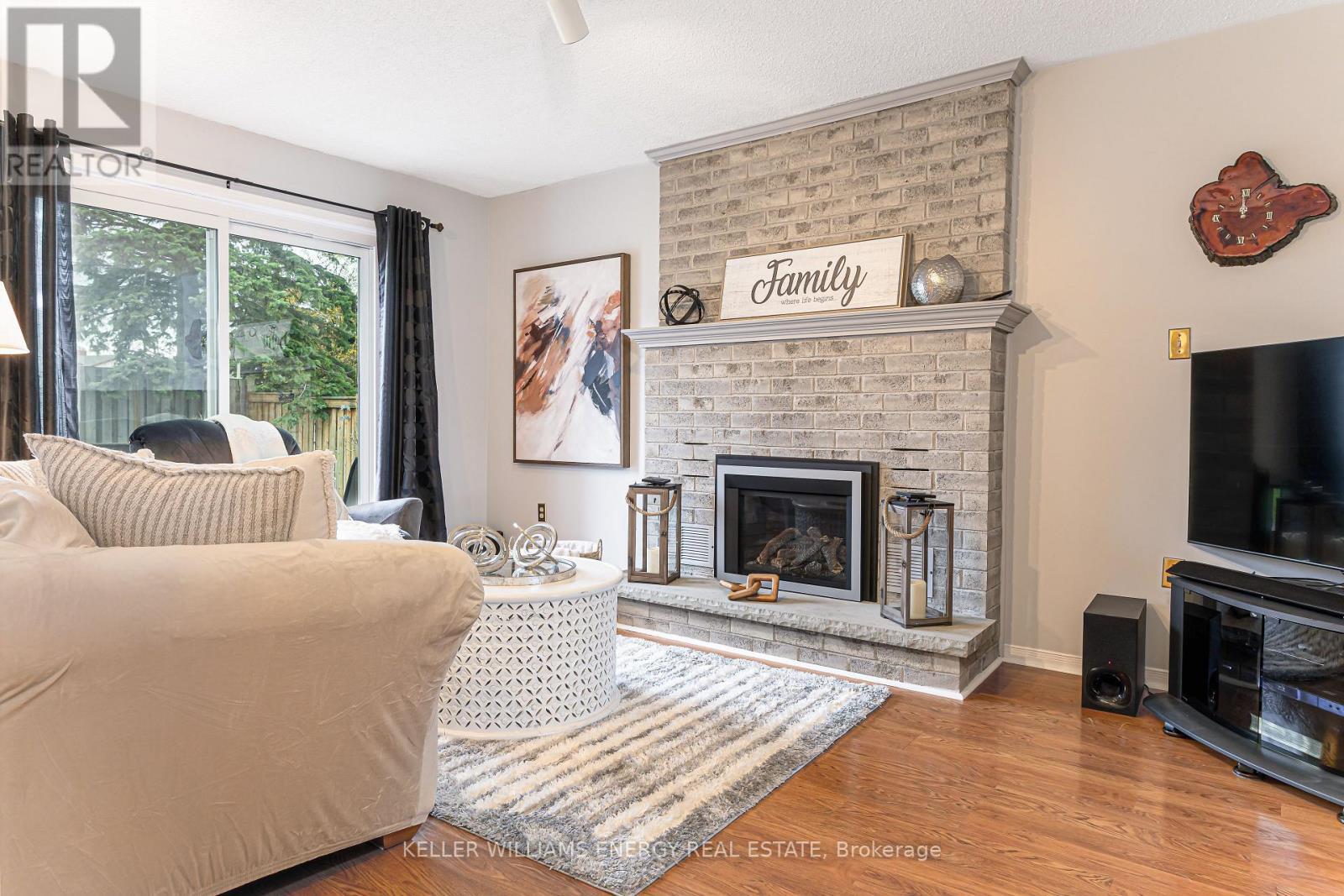873 Lochness Crescent, Oshawa, Ontario L1J 7P9 - Photo 7 - E13063802
