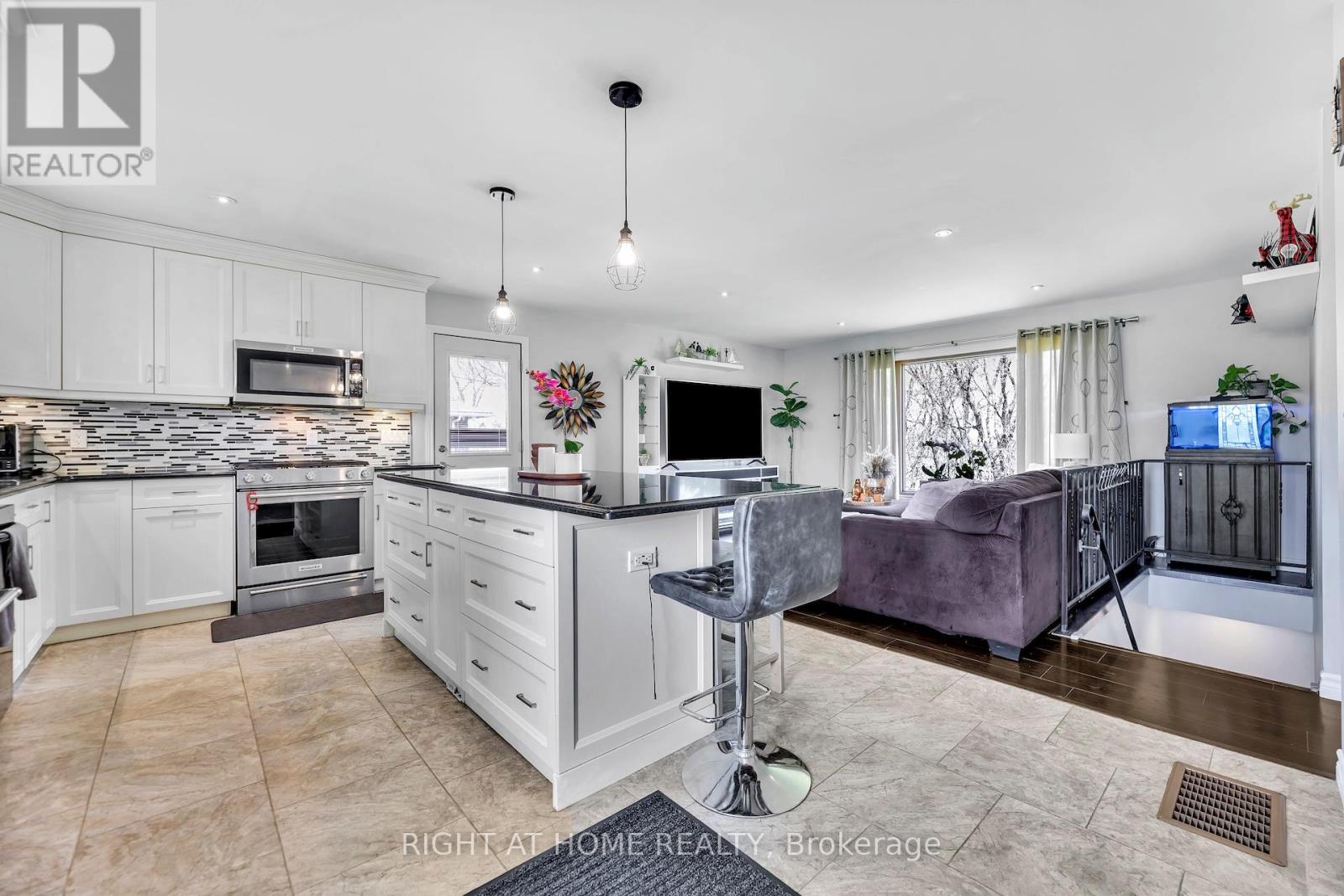 7629 Hwy 6, R.r. # 1 Highway, Wellington North, Ontario  N0G 1A0 - Photo 6 - X13060890