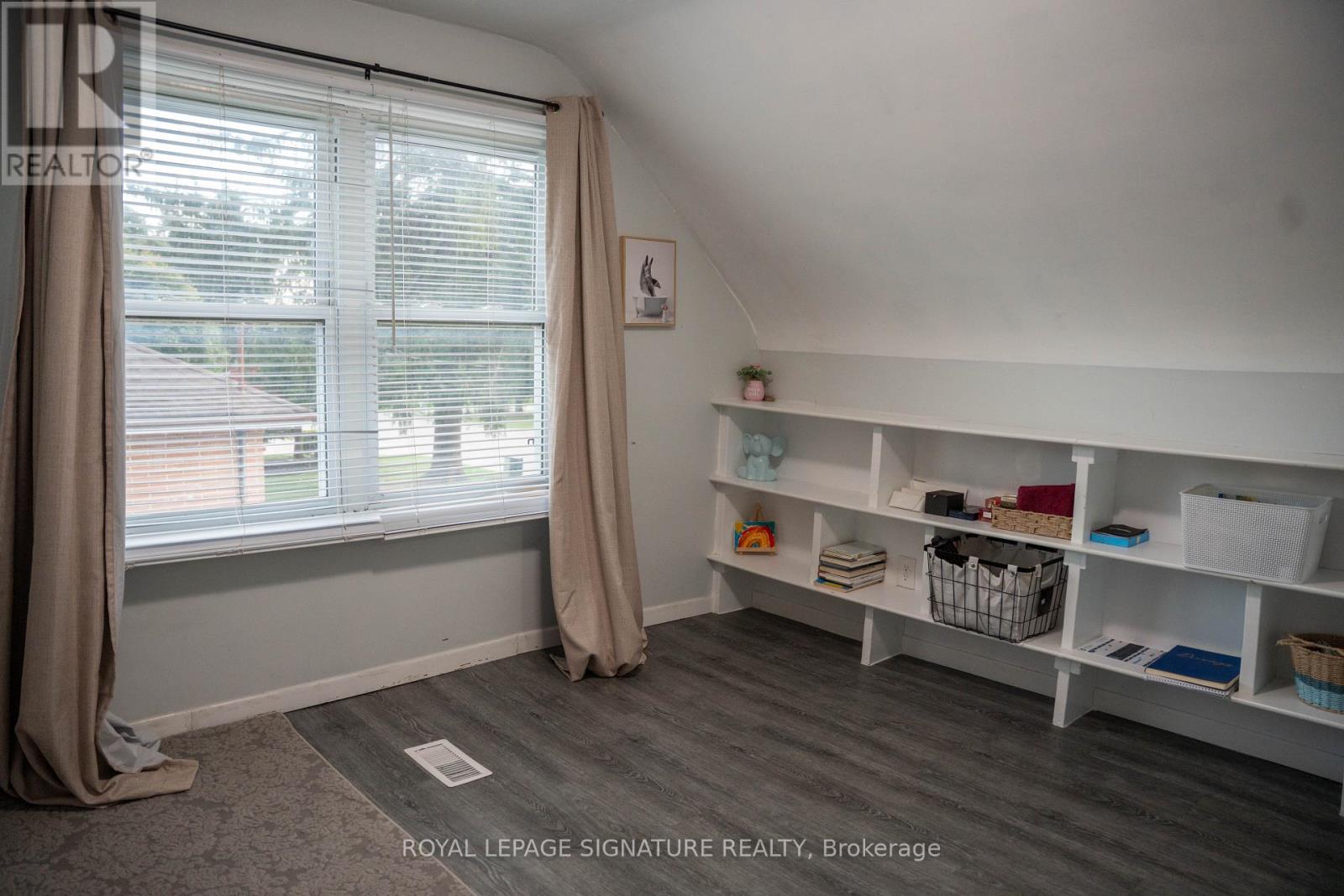 73 Bee Street, Woodstock, Ontario  N4S 3Z2 - Photo 9 - X13062694